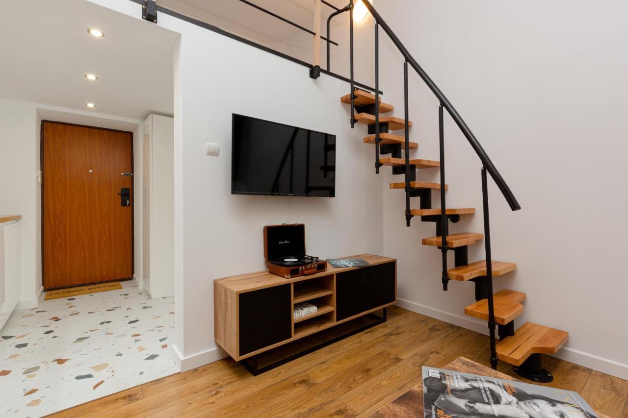 Mezzanine Studio Lwowska Śródmieście by Renters Varsóvia Exterior foto